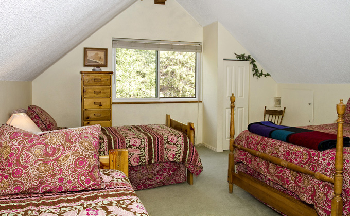 Spacious Loft Bedroom